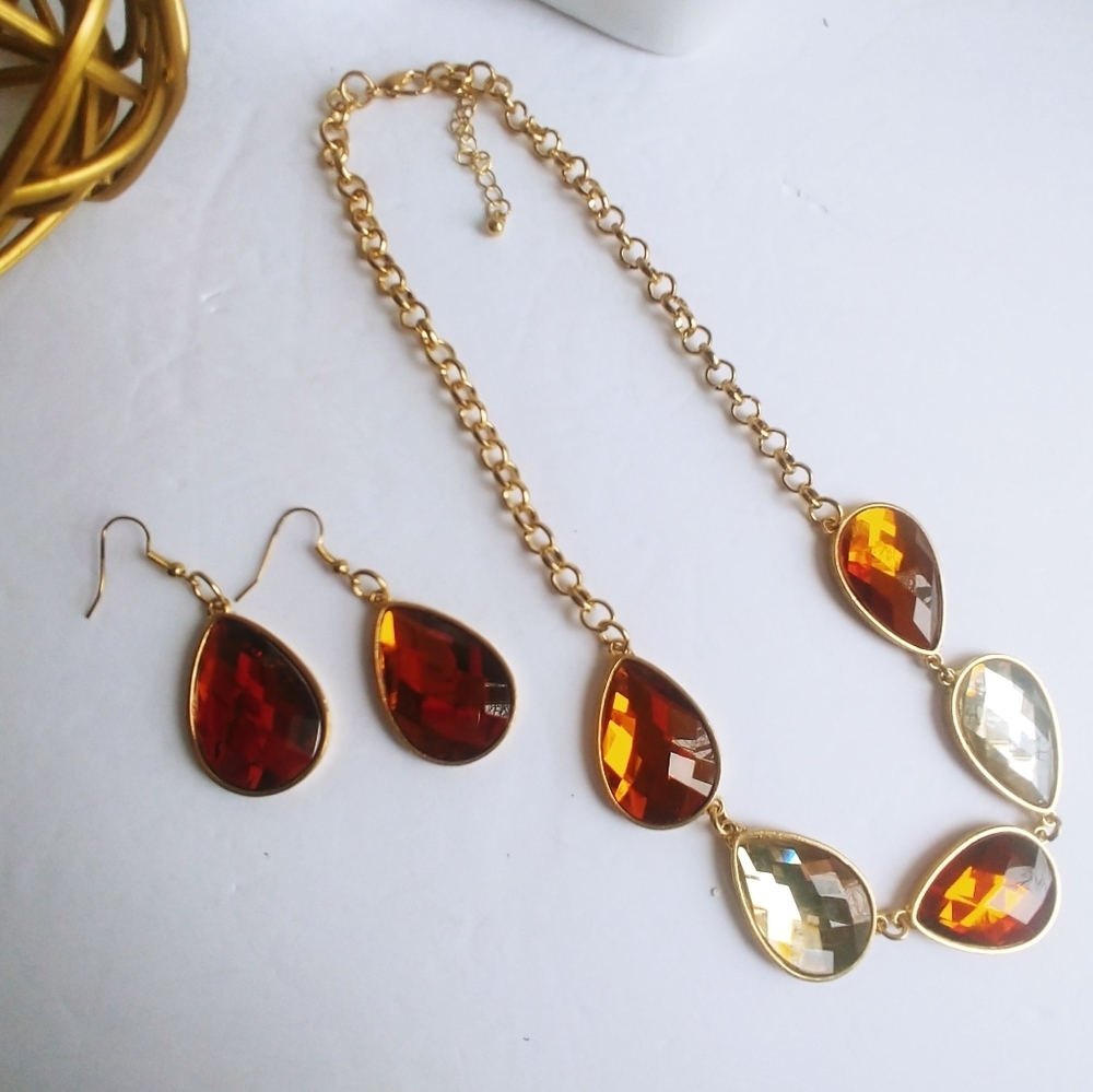 Gold Topaz Amber Crystal Teardrop Necklace Set